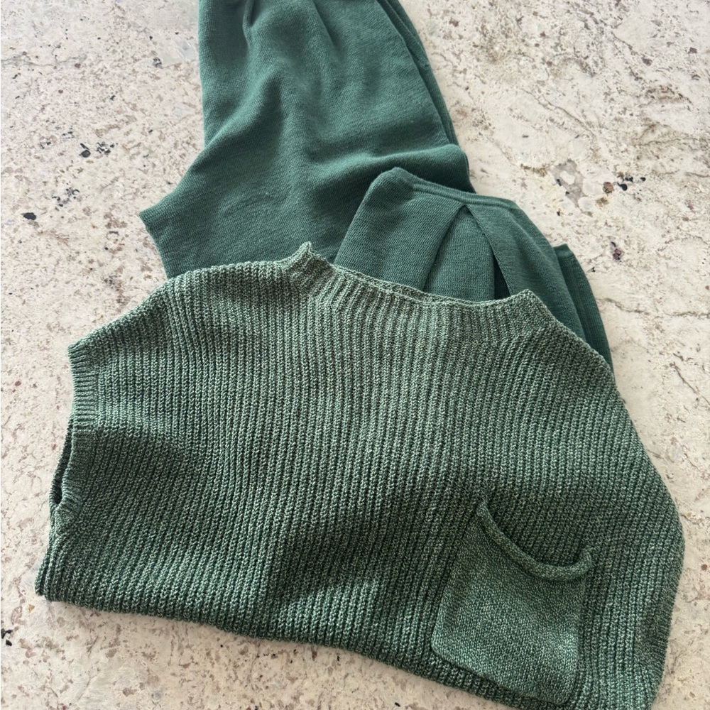 Free People Forest Green Knit Crewneck Sweater with Pocket